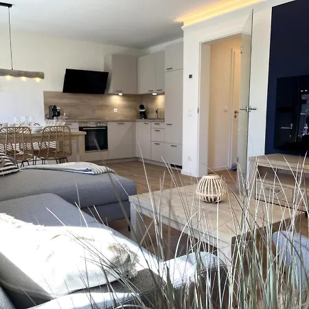 Tor 8 Apartment *